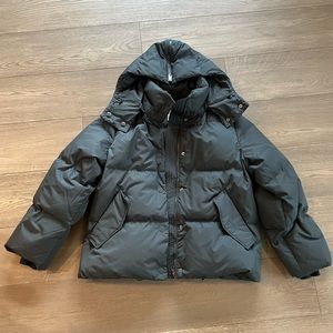 COS women’s grey winter down puffer jacket size small